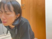 【テレビ電話オナニー】えっちな空気のおすそ分け♡声を出せない環境でグチョグチョ音が響く♡　日本人 素人 フェラ 12/16