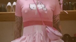 Diapered sissy rides dildo and opens diaper