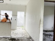 Fui fodida pelo trabalhador na obra.o cara aproveitou que estava me masturbando.pra me foder toda at 4/16