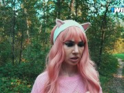 Няшка-лесбиянка заблудилась в лесу и нарвалась на хуй лесника. 9/16