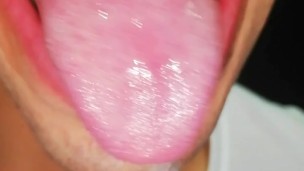 beso humedo,tongue, saliva, lengua , sloopy, sucking, escupir fetish, lengua larga y babeante primer