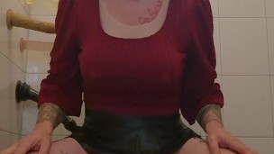 Sissy kitten rides 3 dildo's like a slut