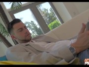 Jennifer Gets Sensually Pussy Licked 1/16