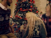 European hottie Isabella De Laa crawls into Bed with Stepdaddy for a Stiffy Ride -S18:E1 1/16