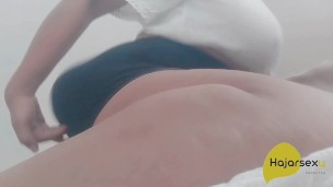 حكيت طبوني علي المخدة ناري فزك تخيلت راسي كالسة فوق زب