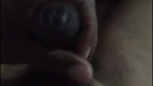 Chico se masturba hablando se corre al final hombre tocándose termina