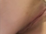 Бритая розовая писька пульсирует - Оргазм Без Рук! Скрещиваю ноги и сильно сжимаю бёдра 14/16