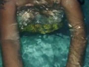 Haciendo oral en la piscina 15/16