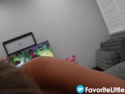 18 Year Old Girlfriend Get Nutted on While Parents Aren't Home!