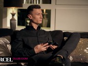 Catherine Knight takes care of the fetishes of a lucky man 1/16