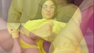 Playing with my boypussy