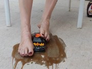 Pouring syrup on my feet and giving a model toy car a footjob 15/16
