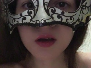 С матом! Русская Госпожа ссыт в чашку и заставляет тебя пить ее мочу, вылизывай мою немытую пизду!