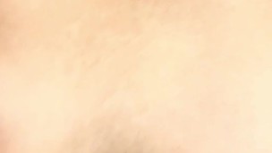 Le doy verga bien duro y luego me corro en su cara