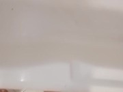 Fiumi di sborra e piscio immaginando di chiavare piedi e culo 14/16