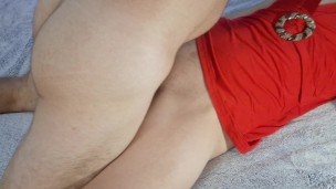 CUMMING ON TIGHT PUSSY GIRL