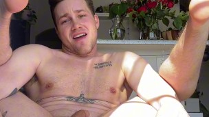 Hunk Stretches Anal Gape Double Penetration
