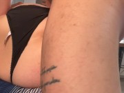 Hermanastra caliente me presta su culito para penetrarla.