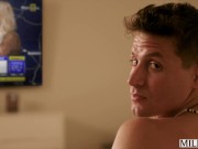 Milfy Thirsty Stakeout Coper Elizabeth Teases Young Agent 15/16