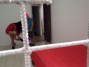 UNFAITHFUL WIFE!! SHE RECEIVES THE NEIGHBOR AT HOME AND THEY HAVE A GREAT SEXUAL ADVENTURE 1/16