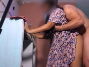 Madrastra cachonda con vestido en la cocina se encuentra sola - ya sabes como terminara esto 12/16