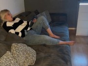 Selbstbefriedigung ich komme multiple orgasmen ich schaue einen porno und werde so geil und feucht 12/16