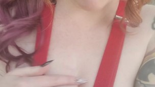 Redhead Flashes in Public, Tries not to Let Neighbors See