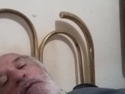 CABEÇÃO VERMELHO LATEJANDO QUER CHUPAR 4/16