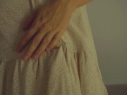 Eating in a dress 14/16