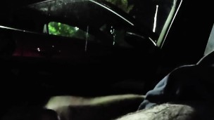 Masturbaiting outside in front of a hotel with people around at night hard cumshot