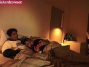 Complot con mi hermanastra para recibir una buena mamada antes de que nos descubran