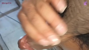 Potente masturbación sexual rápida.