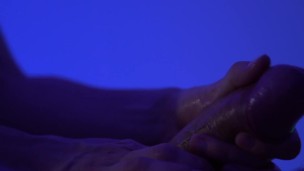 I make a delicious handjob for Terry Maison. His handsome cock drives me crazyyyy 4k