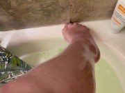 Getting my feet all clean in the shower 🚿 15/16