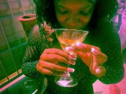 Drinking daddy’s juices in public OF@dirtymoufpiece 8/16