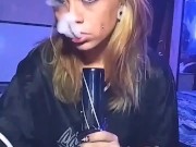 Blonde Taking Bong Rips 16/16