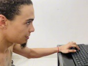 INTENTO GUARDAR SILENCIO MIENTRAS ME FOLLAN INESPERADAMENTE 22 min 1080p 1/16