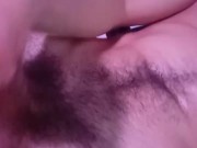 chico cachondo se MASTURBA viendo porno y TRAGA su LECHE 2/16