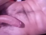 chico cachondo se MASTURBA viendo porno y TRAGA su LECHE 3/16