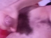 chico cachondo se MASTURBA viendo porno y TRAGA su LECHE 9/16