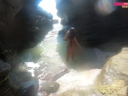 Peing 💦💧 and sex on the beach 🌊⛵🏖️ (PART 1) 撒尿, 小便, 尿尿, 海滩撒尿, 沙滩撒尿, 露天撒尿, 海边撒尿, 소변, 해변 소변, 밖에서 소 10/16