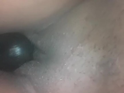 චිිත්තේ කඩලා දාලා කම්බ සුරතල් කරන අක්කා. thumbnail