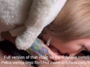 Dziwka na parkingu dla TIRów zerżnięta publicznie i zalana spermą w usta 10/16