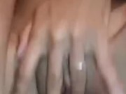 مصرية فاتحة الكاميرا لابن خالتي في الواتساب اوريه السلعة 14/16