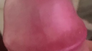 Joven masturbándose