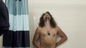 nice ol shower jerk off