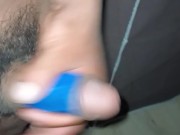 02.	Potente masturbación sexual rápida de un joven fuerte – tiene pene grande 10/16