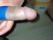 04.	Hermoso juego con la polla dura – joven jala duro su polla rico 3/16