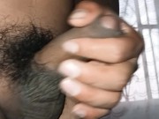 09.	Masturbación rápida y dura y orgasmo caliente muy largo – de un joven musculoso 5/16