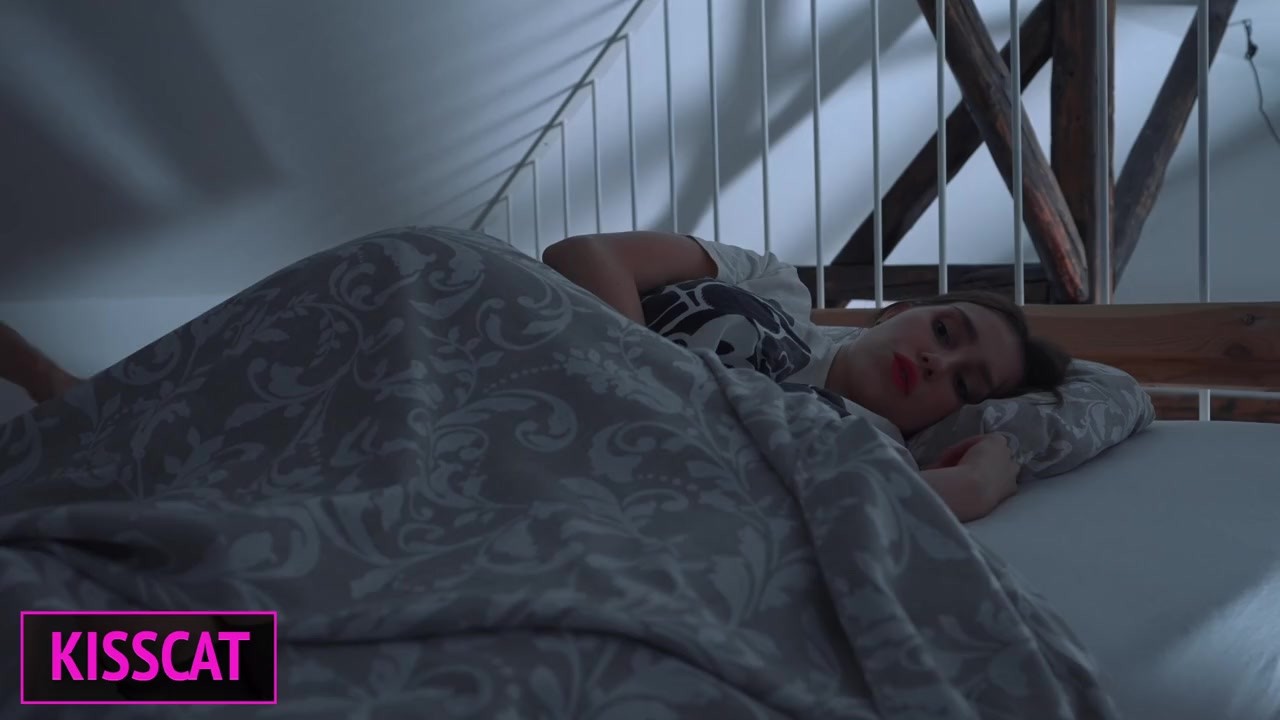 Step sister dreams of big cock and get accident creampie in ...